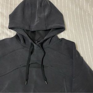 Cute athleisure cutout LULULEMON hoodie!